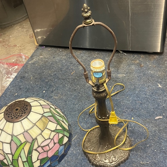 Dale Tiffany Stained Glass Lamp Shade with Pink and Green Accents - Picture 12 of 14